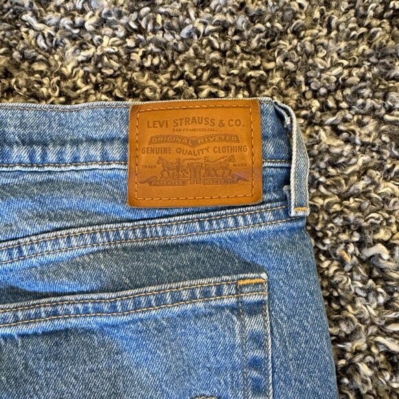 Levi's® Premium Wedgie Straight Fit Women’s Jeans – Classic Denim - Picture 4 of 4